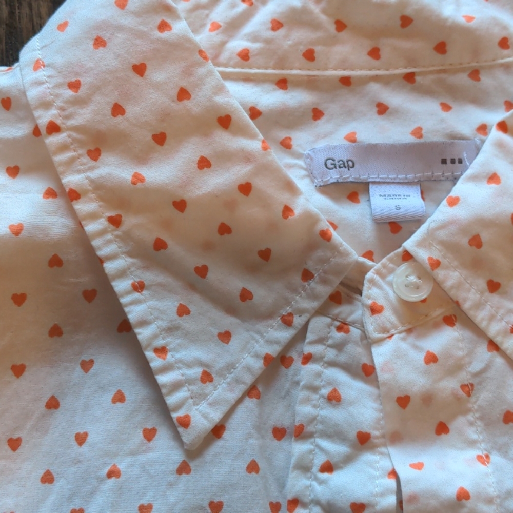 GAP Orange Heart Print Button-Up